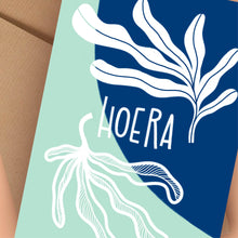 Afbeelding in Gallery-weergave laden, POSTKAART Hoera